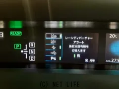 トヨタ プリウスPHV