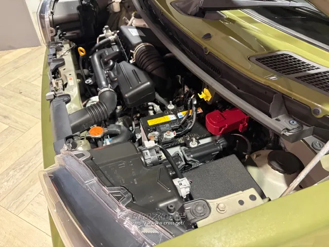 「お問合せはユーポス新都心店まで/098-860-8880お待ちしております」 ダイハツ タフト