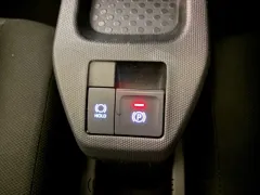 ダイハツ タフト