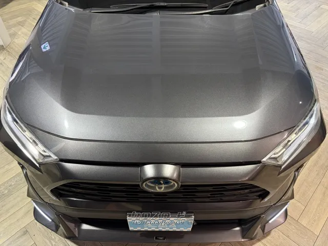 「お問合せはユーポス新都心店まで/098-860-8880お待ちしております」 トヨタ RAV4