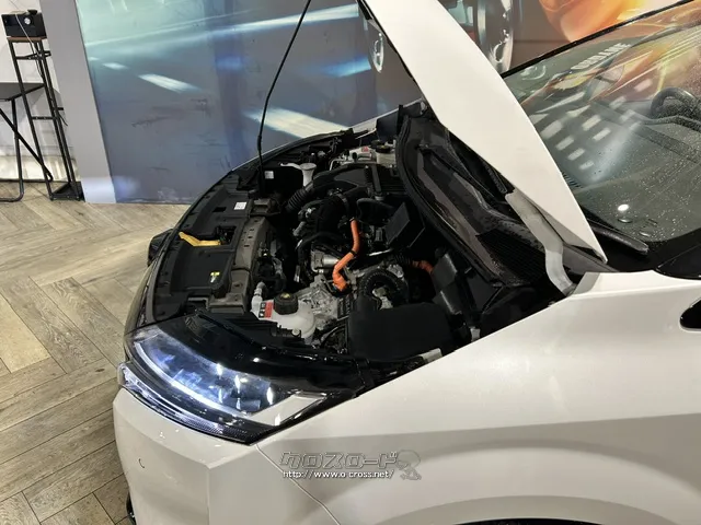 「お問合せはユーポス新都心店まで/098-860-8880お待ちしております」 日産 ノートオーラ