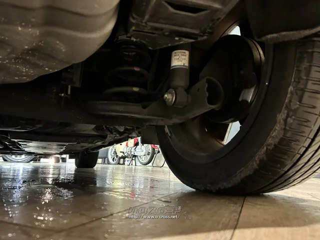 「お問合せはユーポス新都心店まで/098-860-8880お待ちしております」 日産 ノートオーラ