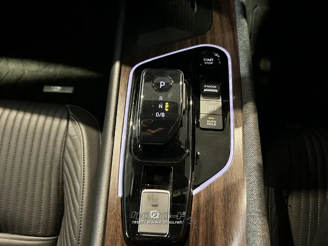 シフトノブ 日産 ノートオーラ