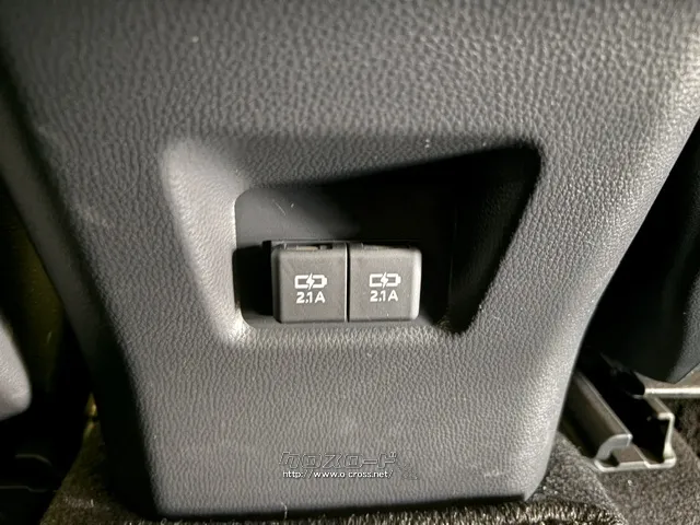 後部座席専用USB トヨタ RAV4