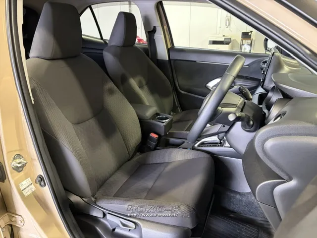 座高調整ができますので様々な方に運転しやすいシートです。 トヨタ ヤリスクロス