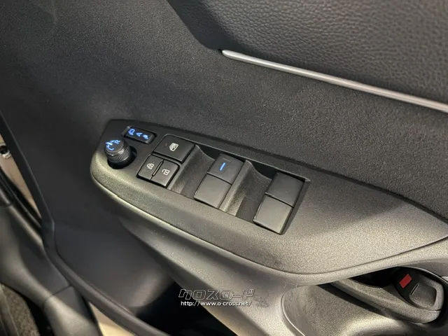 パワーウインドースイッチ トヨタ ヤリスクロス