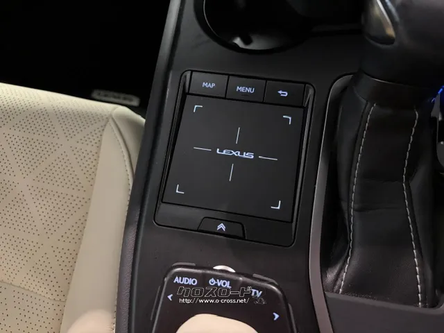 ナビ操作タッチパッド レクサス UX