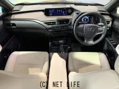 レクサス UX