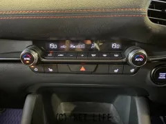 マツダ MAZDA3ファストバック