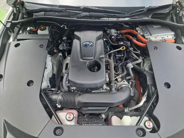 種類直列4気筒+モーター総排気量2487cc トヨタ クラウン