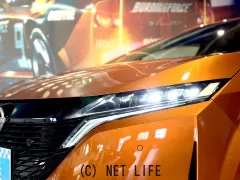 日産 ノートオーラ