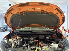 日産 ノートオーラ