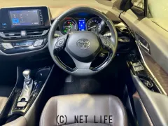 トヨタ C-HR