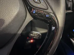トヨタ C-HR