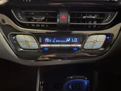 トヨタ C-HR