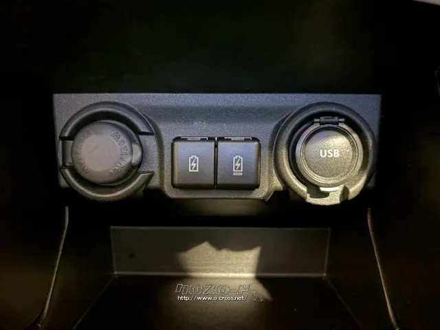 USB/シガーソケット スズキ スイフト