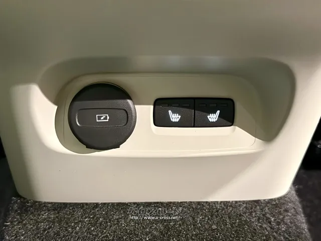 後部座席専用シートヒータースイッチ ボルボ XC40