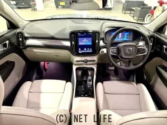 ボルボ XC40