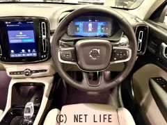 ボルボ XC40