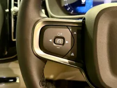 ボルボ XC40