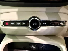 ボルボ XC40