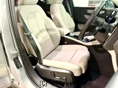ボルボ XC40