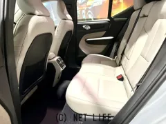 ボルボ XC40