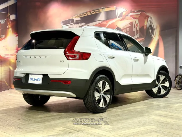 2L 4気筒ターボエンジンに電気モーターを組み合わせたマイルドハイブリッドを搭載 ボルボ XC40