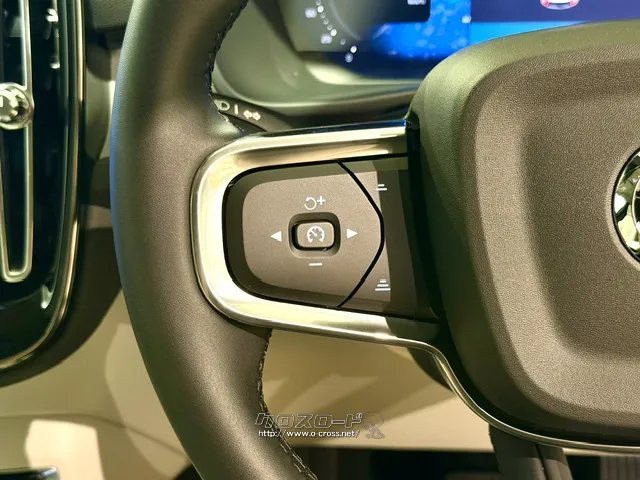 追従機能付きクルーズコントロール ボルボ XC40