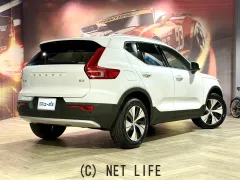 ボルボ XC40