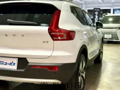 ボルボ XC40