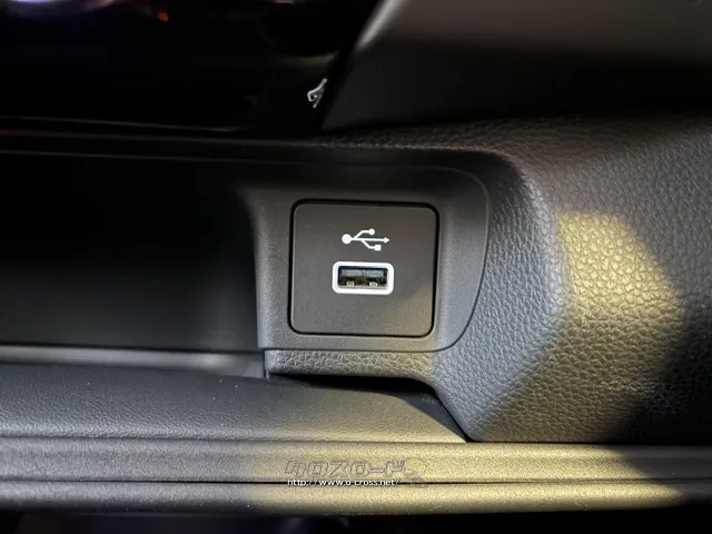USBポート ホンダ ヴェゼル