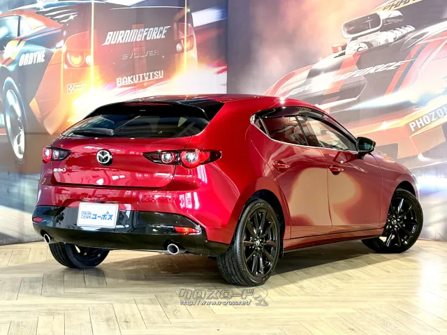 「色気のある塊」をテーマに、キャラクターラインを廃したボディ マツダ MAZDA3ファストバック