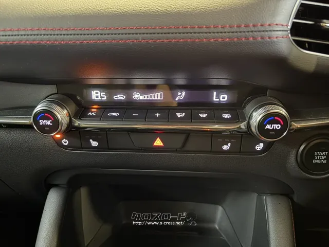 エアコン操作スイッチ マツダ MAZDA3ファストバック
