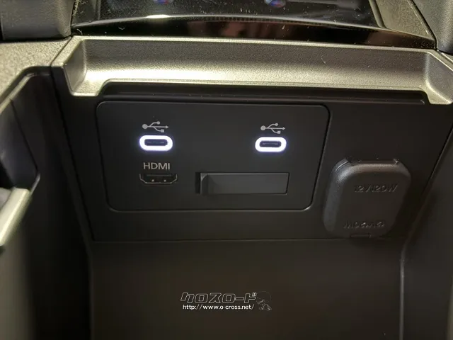 USB/HDMI/シガーソケット マツダ MAZDA3ファストバック