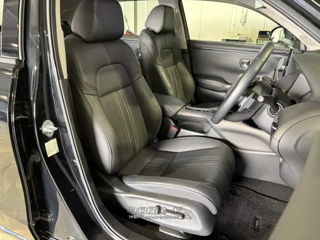 運転席、助手席はパワーシート(電動)です。 ホンダ ZR-V