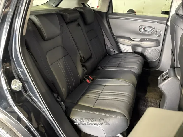足元、頭上とも余裕がございます。 ホンダ ZR-V