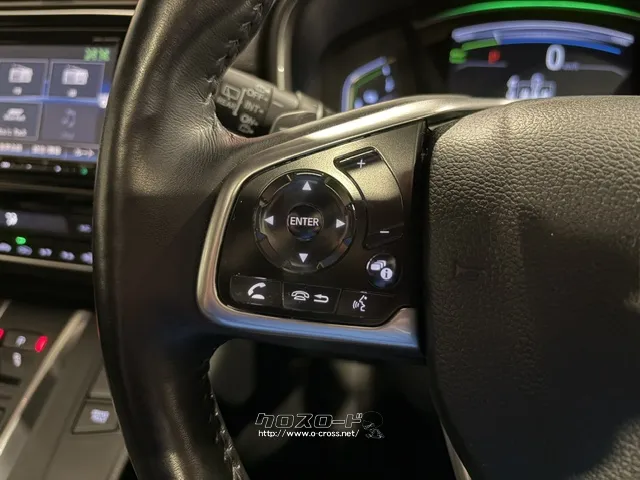 ハンドルを握ったままオーディオ操作が可能です。 ホンダ CR-V
