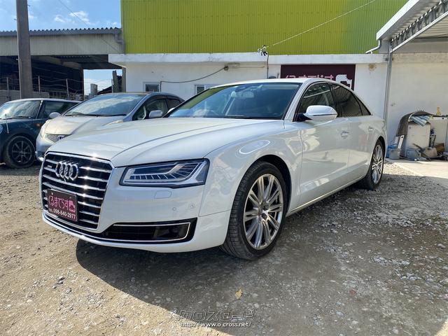 アウディ A8