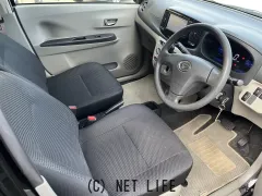 ダイハツ ミライース