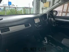 三菱 アウトランダーPHEV