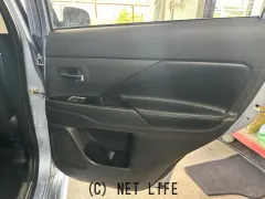 三菱 アウトランダーPHEV