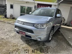 三菱 アウトランダーPHEV