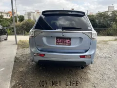 三菱 アウトランダーPHEV