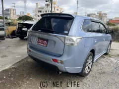 三菱 アウトランダーPHEV