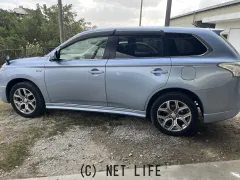 三菱 アウトランダーPHEV