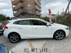 ボルボ V40