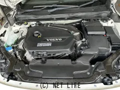 ボルボ V40