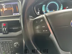 ボルボ V40