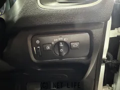 ボルボ V40